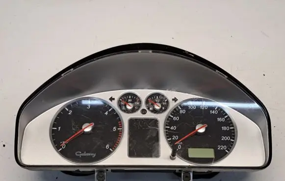 Volkswagen PASSAT B6 Speedometer (instrument cluster) 7M5920800