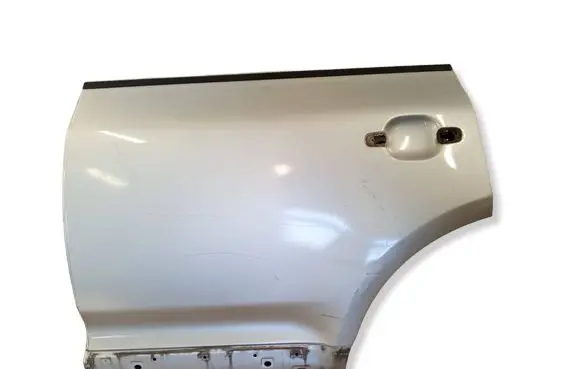 Volkswagen Touareg I Rear door 