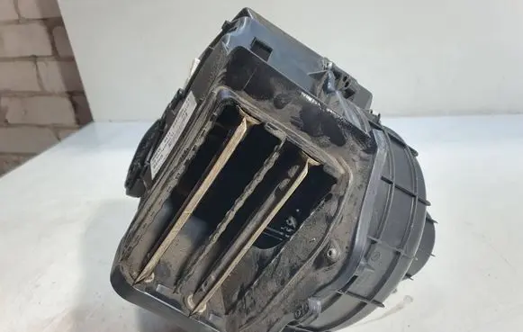 BMW 7 F01 F02 F03 F04 Heater fan/blower 6987595 EE331X 0012505