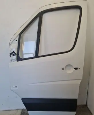 Mercedes-Benz Sprinter W906 Front door 