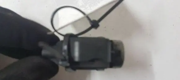 Volkswagen Golf IV Turbo solenoid valve 1J0906283C