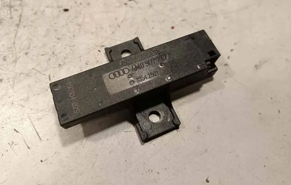 Audi Q7 4M Keyless (KESSY) go control unit/module 4M0907247
