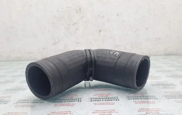 Volkswagen Polo IV 9N3 Intercooler hose/pipe
