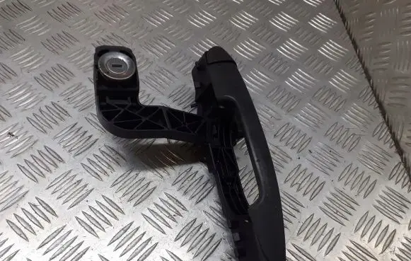 Fiat Stilo Front door exterior handle/bracket 