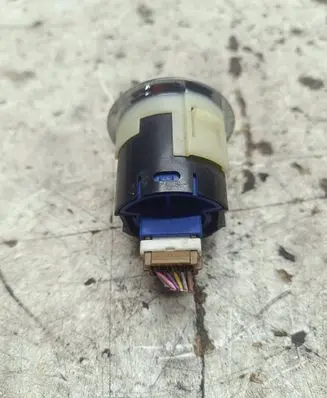 Engine start stop button switch
