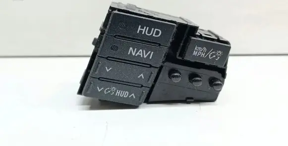 Toyota Prius (XW30) A set of switches 75D800