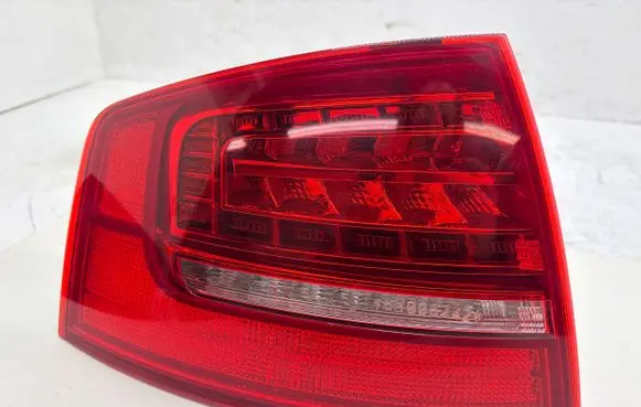 Audi A8 S8 D3 4E Rear/tail lights 4E0945095H