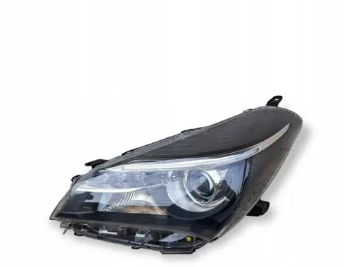 Toyota Yaris Headlight/headlamp