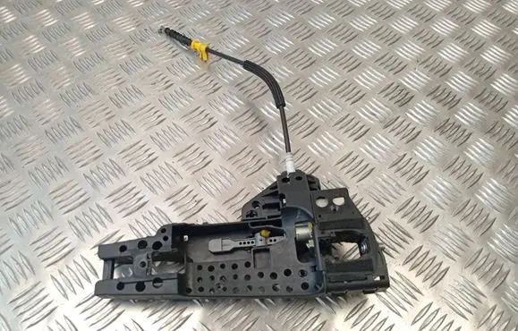 Audi Q3 8U Front door exterior handle 8U0837886 31722143