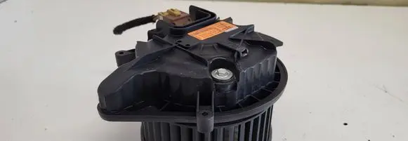 Audi A4 S4 B7 8E 8H Heater fan/blower 8E1820021E 9020016 983692C