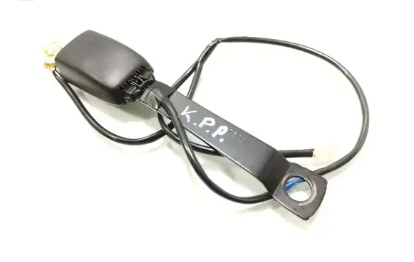 Subaru Outback Front seatbelt buckle E034501