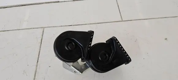 Volvo V40 Horn signal 9089900