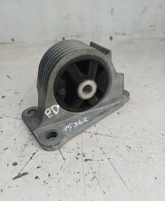 Mini One - Cooper R50 - 53 Engine mount bracket 12628710 326A92 6756405