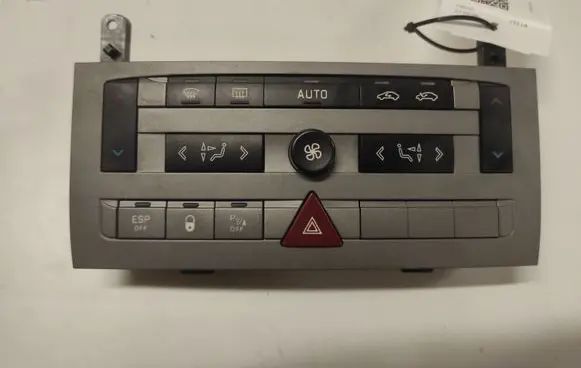 Citroen C5 Climate control unit 96573328