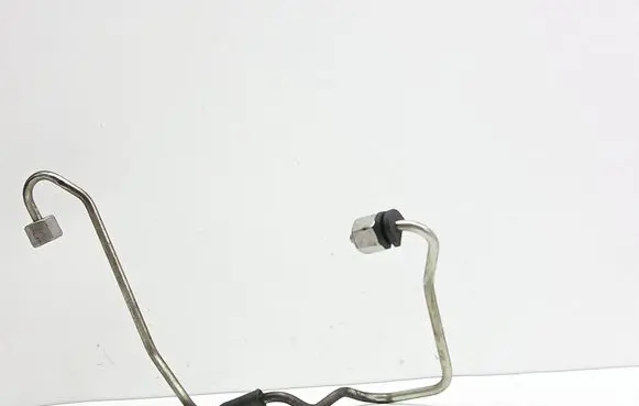 BMW 5 F10 F11 Fuel injector supply line/pipe 