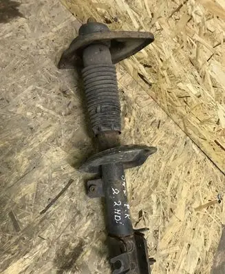 Peugeot 807 Front shock absorber/damper