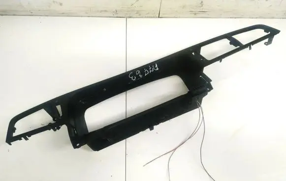 Volkswagen PASSAT B4 Dashboard trim 3A1857061B
