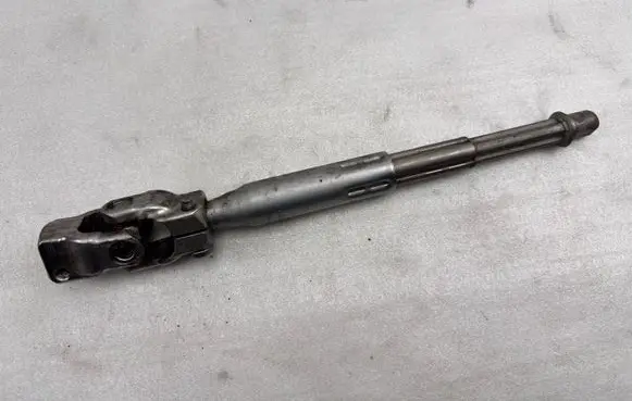 Ford Mustang VI Steering column universal joint FR3C3C662AE FR3C3C662