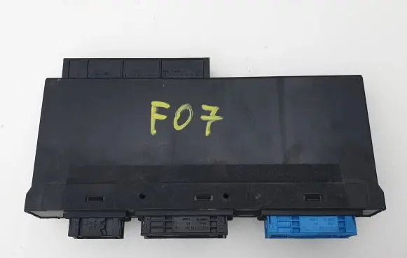 BMW 5 GT F07 Central body control module 9284276 10681810