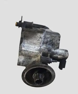 Citroen C5 Oil filter mounting bracket 2002300