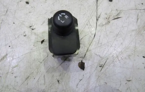 Suzuki SX4 S-Cross Wing mirror switch KRIS235789