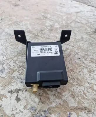 Audi A6 S6 C6 4F Auxiliary heating control unit/module 4F0909509 9006748A 0253138