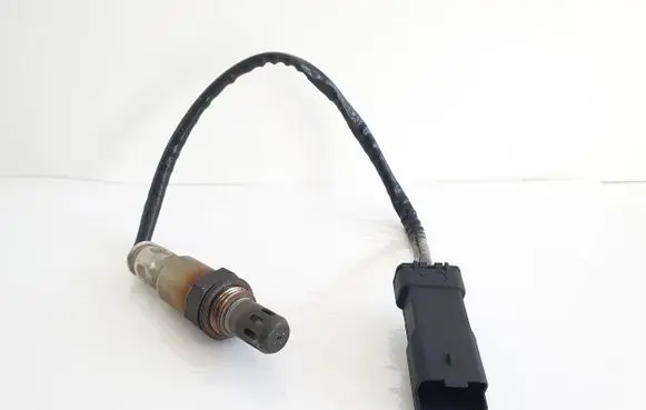 Peugeot 208 Lambda probe sensor
