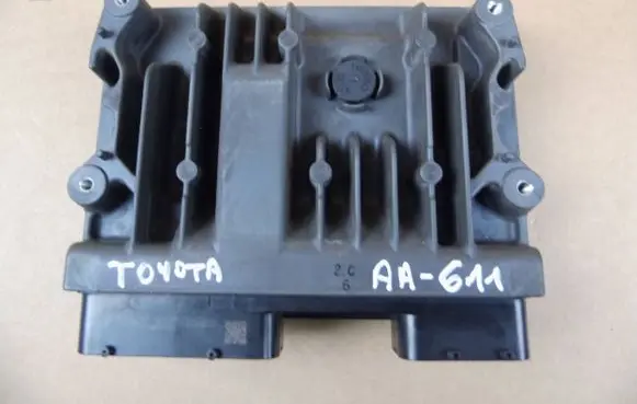 Toyota RAV 4 (XA50) Engine control unit/module 896614A850