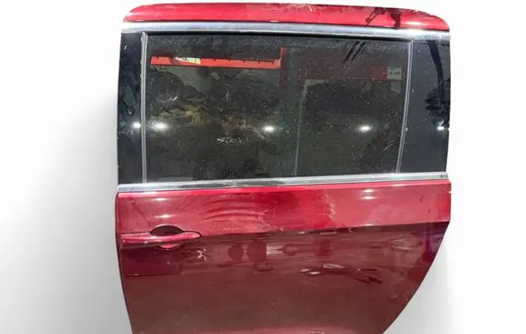 Chrysler Pacifica Side sliding door 