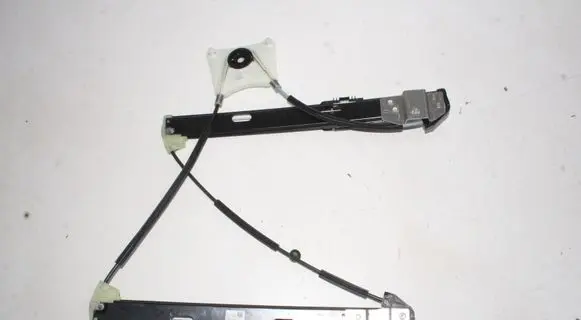 Volkswagen T-Roc Front door electric window regulator 2GA837461F