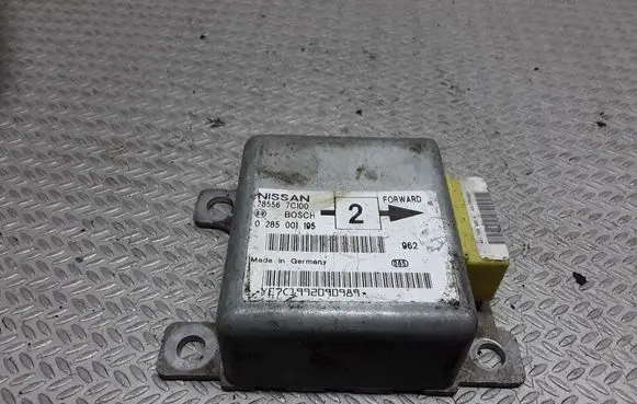 Nissan Serena Airbag control unit/module 0285001195 285567C100