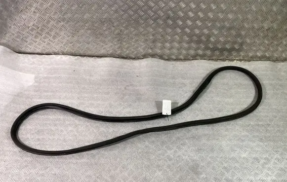 Hyundai Tucson IV NX4 Trunk rubber seal (body) 81761N7000