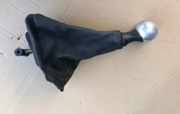 Peugeot 206 CC Gear lever shifter trim leather/knob