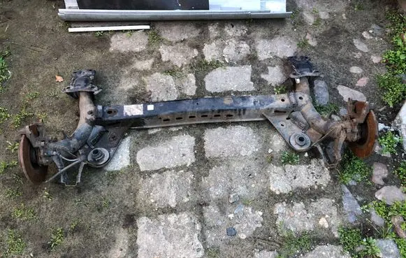 Audi A3 S3 8V Rear axle beam 5Q0501115 01S33214