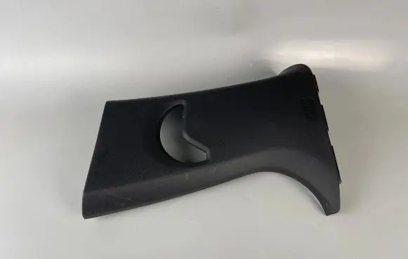 Peugeot 208 (B) pillar trim (bottom) 9673867677 9676257277
