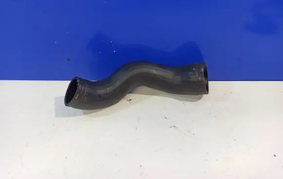 Volvo V70 Intercooler hose/pipe 30680218