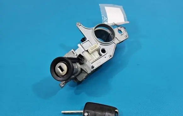 Opel Astra H Ignition lock IMPRK1579982