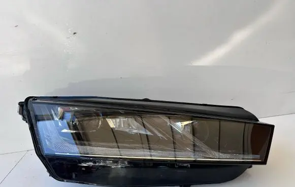 Skoda Octavia Mk4 Headlight/headlamp 5E4941016B