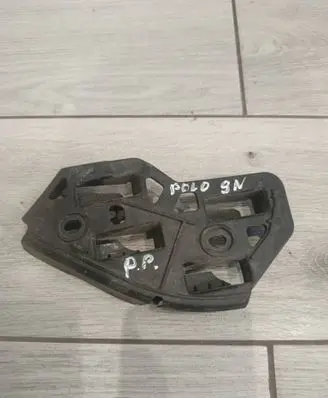 Volkswagen Polo Front bumper mounting bracket 6Q0807184A