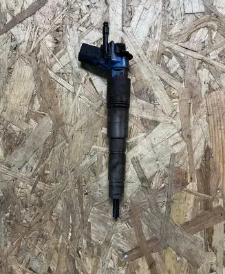 BMW X3 E83 Fuel injector 7792721 AIZT5EH