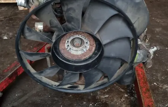 Iveco Daily 3rd gen Water pump