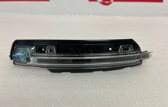 Porsche Macan (95B) Mirror indicator light 95B949101F ZB2082 T95B047
