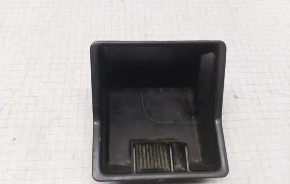 Mercedes-Benz E W210 Ashtray (front) 2108100530