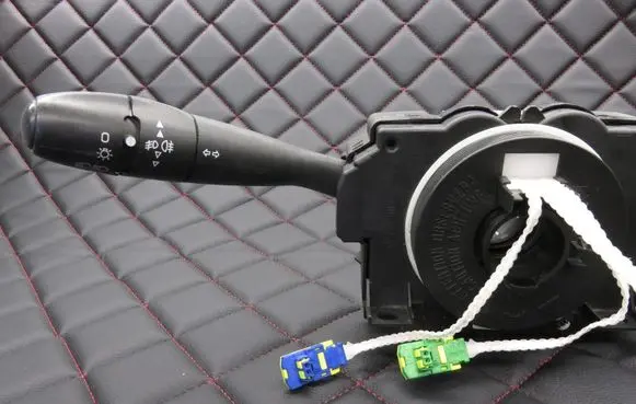 Wiper turn signal indicator stalk/switch