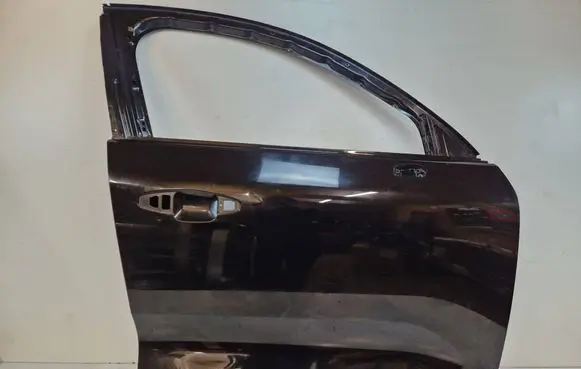Volvo XC40 Front door 