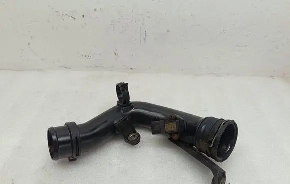 Volkswagen PASSAT B6 Intercooler hose/pipe 3C0145770C 3C0145762AM 3C0145762AD