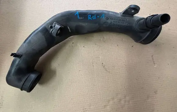 Intercooler hose/pipe