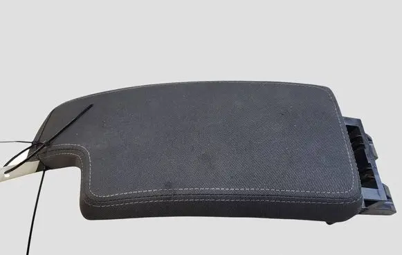 Renault Megane III Armrest 1906003