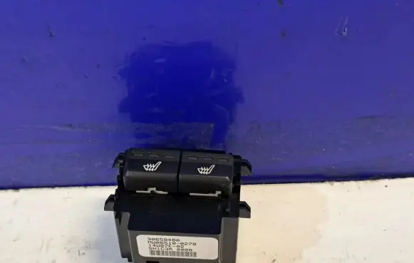 Volvo S60 Seat heating switch 30659480 MW065100279