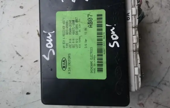 KIA Soul Central body control module 954002K240